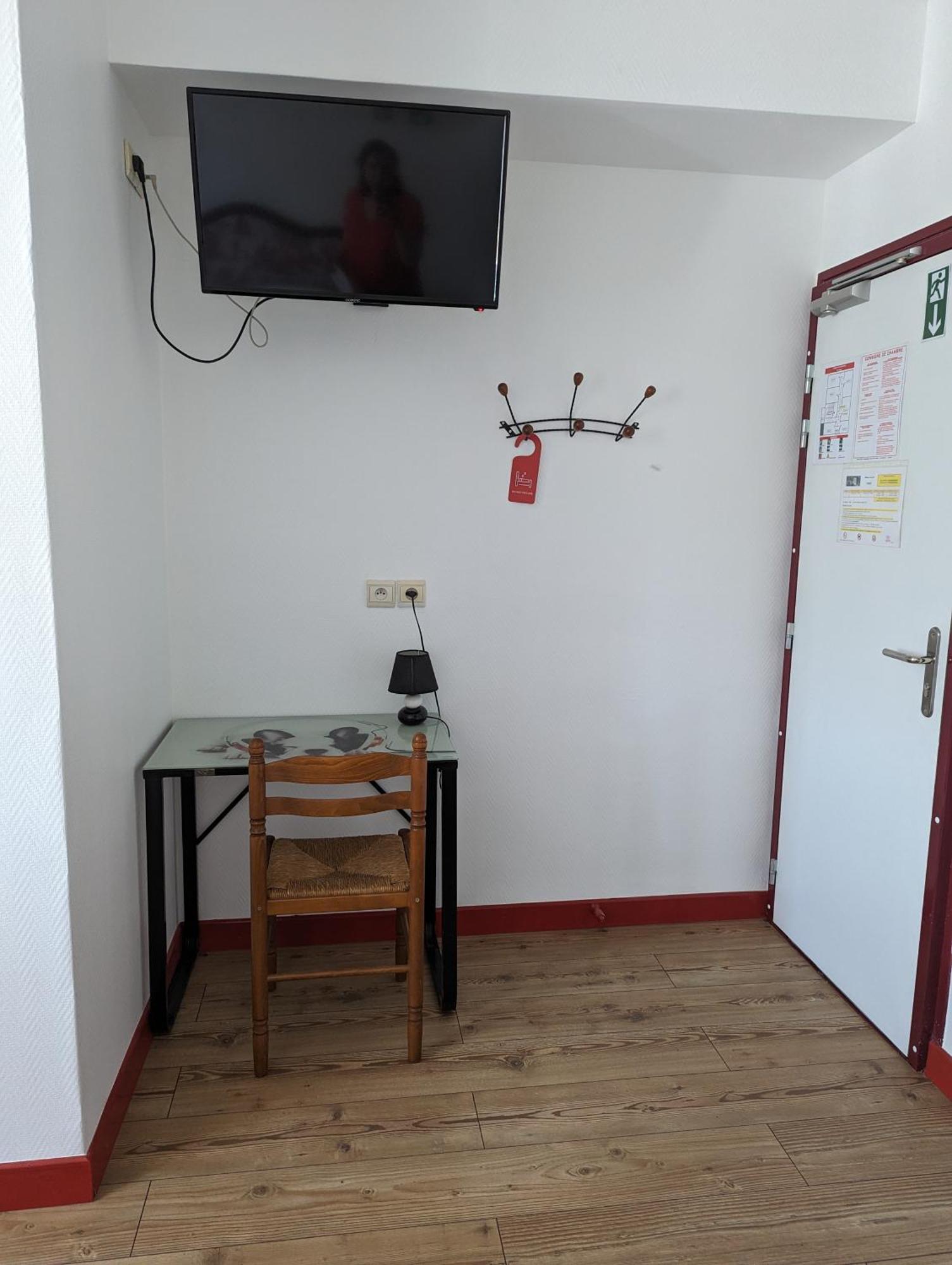 Auberge Des Pins Aubenas Zewnętrze zdjęcie