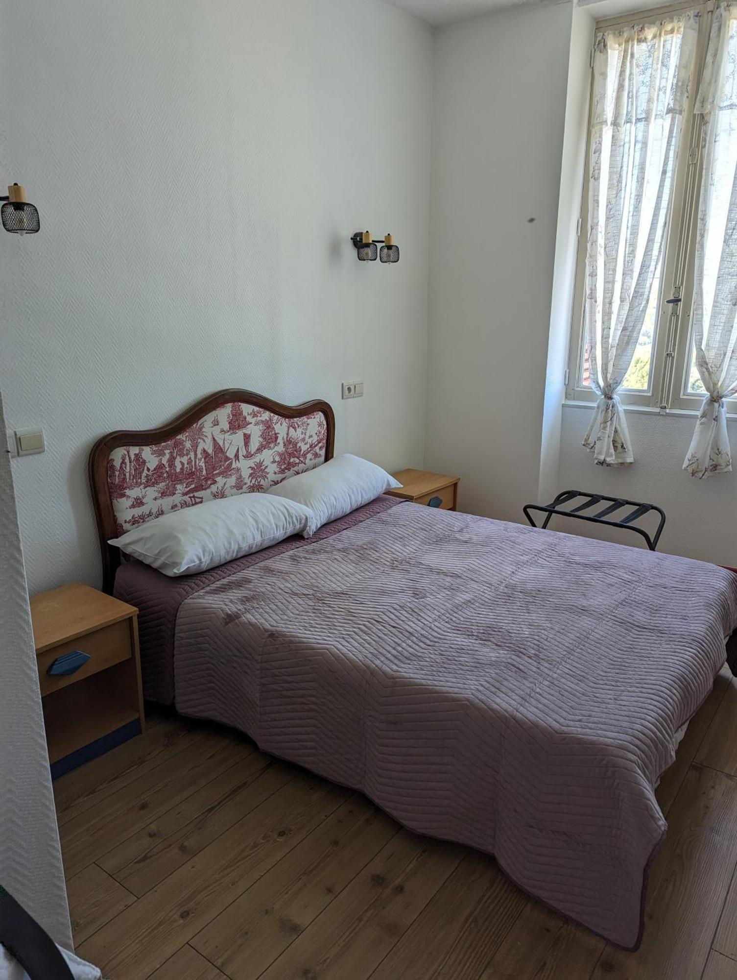 Auberge Des Pins Aubenas Zewnętrze zdjęcie