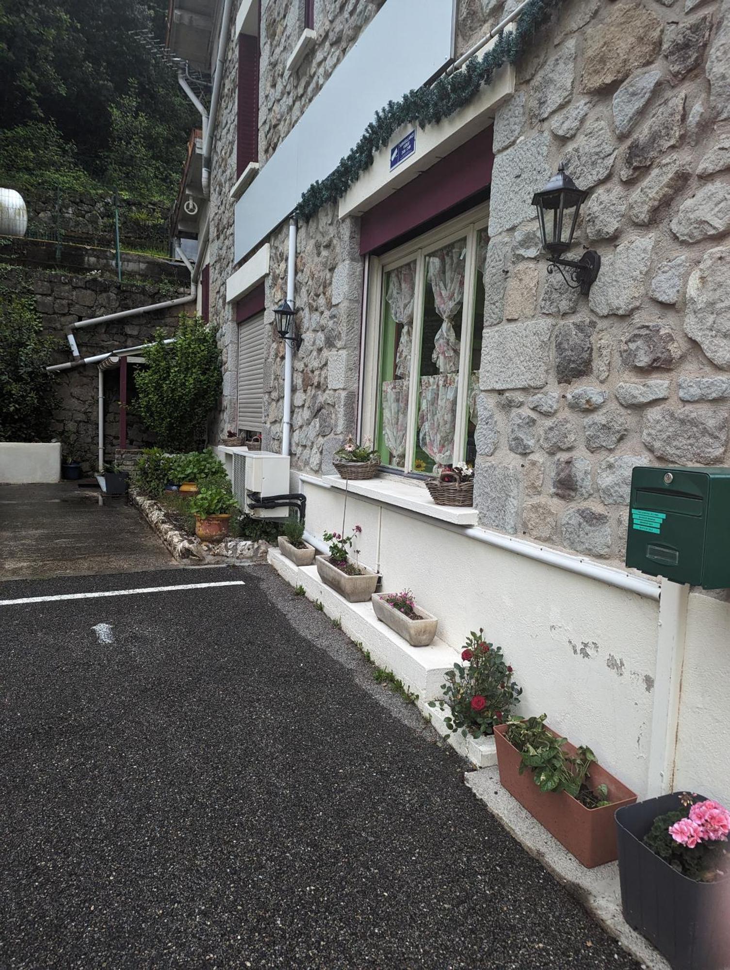 Auberge Des Pins Aubenas Zewnętrze zdjęcie