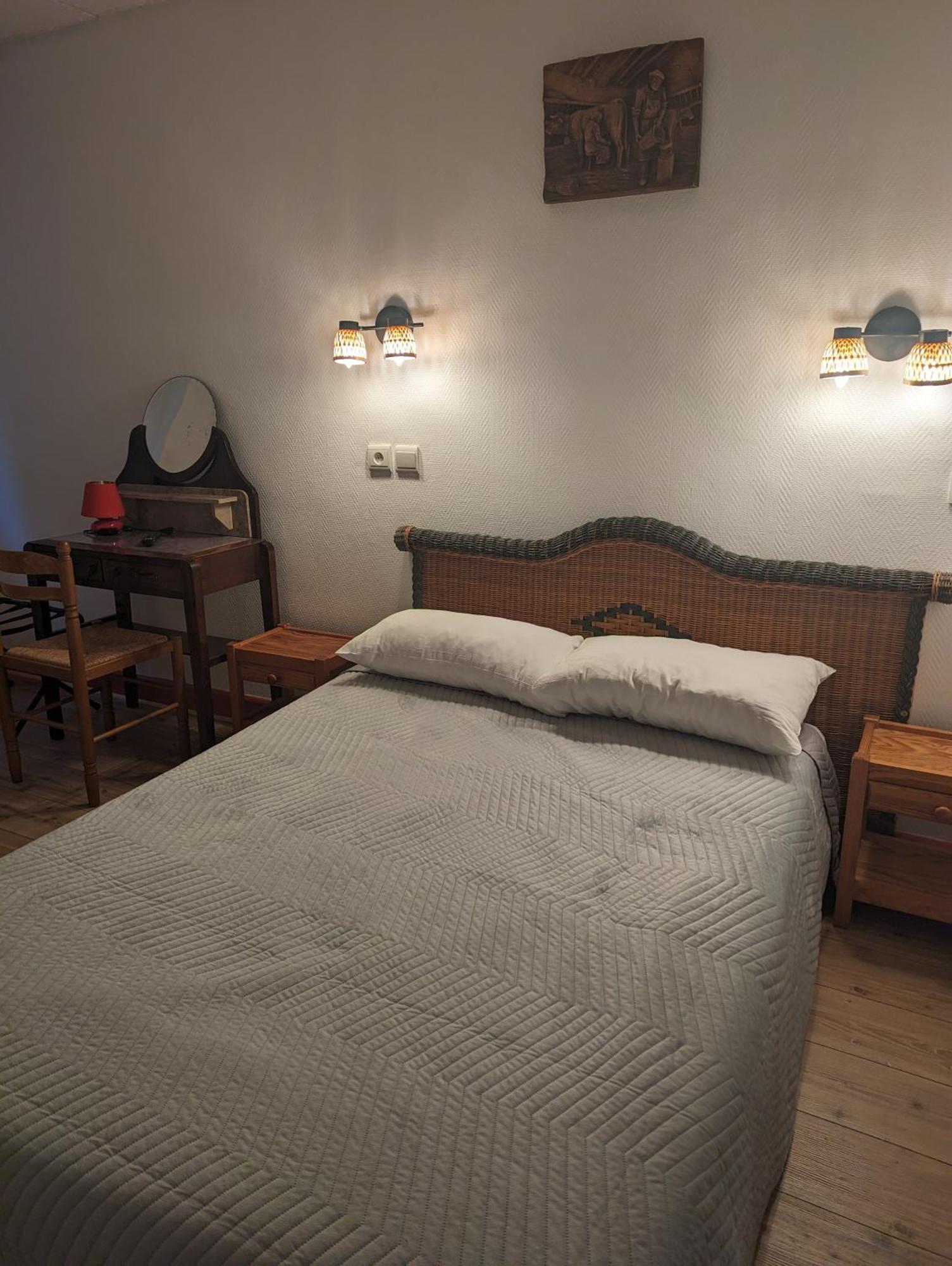 Auberge Des Pins Aubenas Zewnętrze zdjęcie